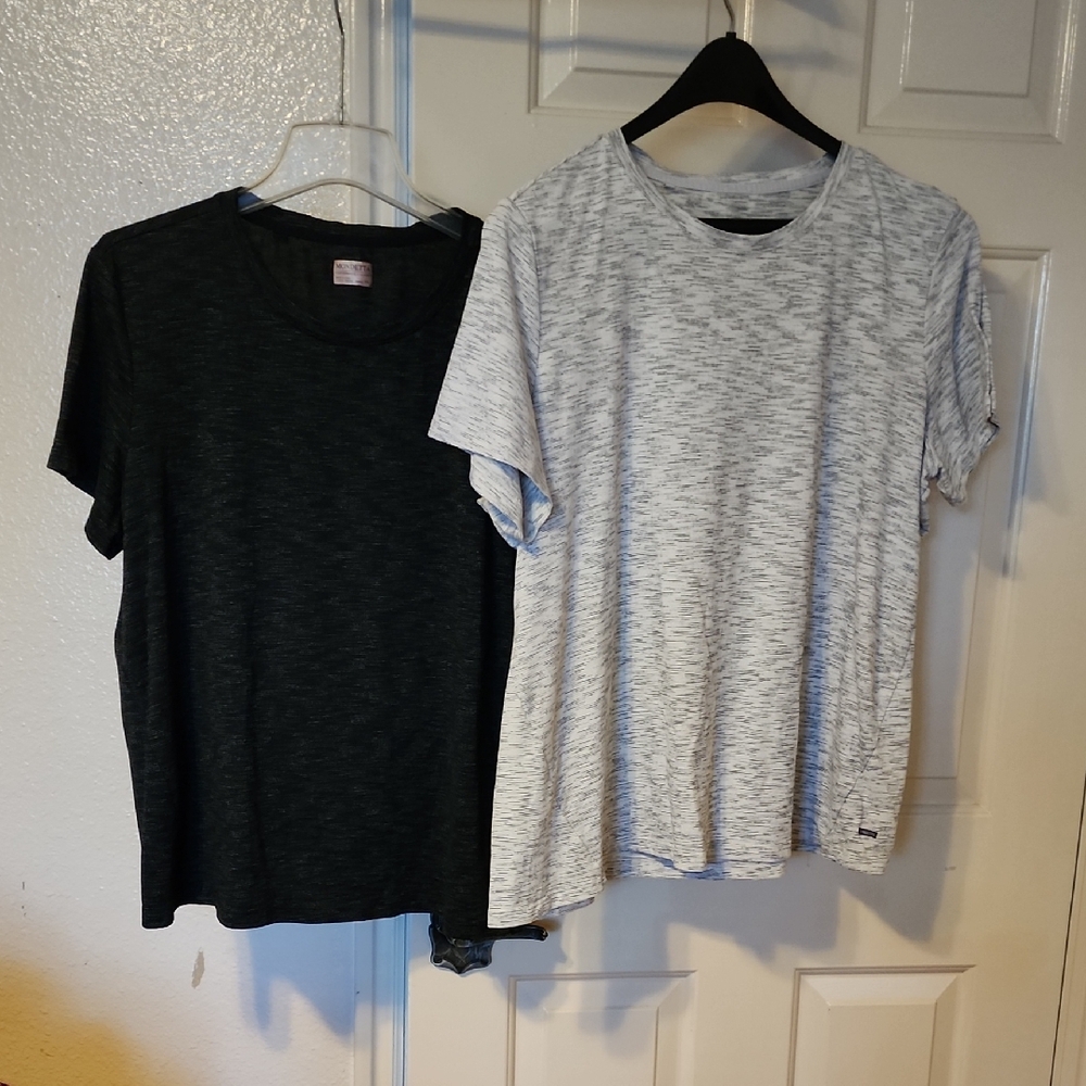 Mondetta Charcoal and Light Gray Short Sleeve Tops